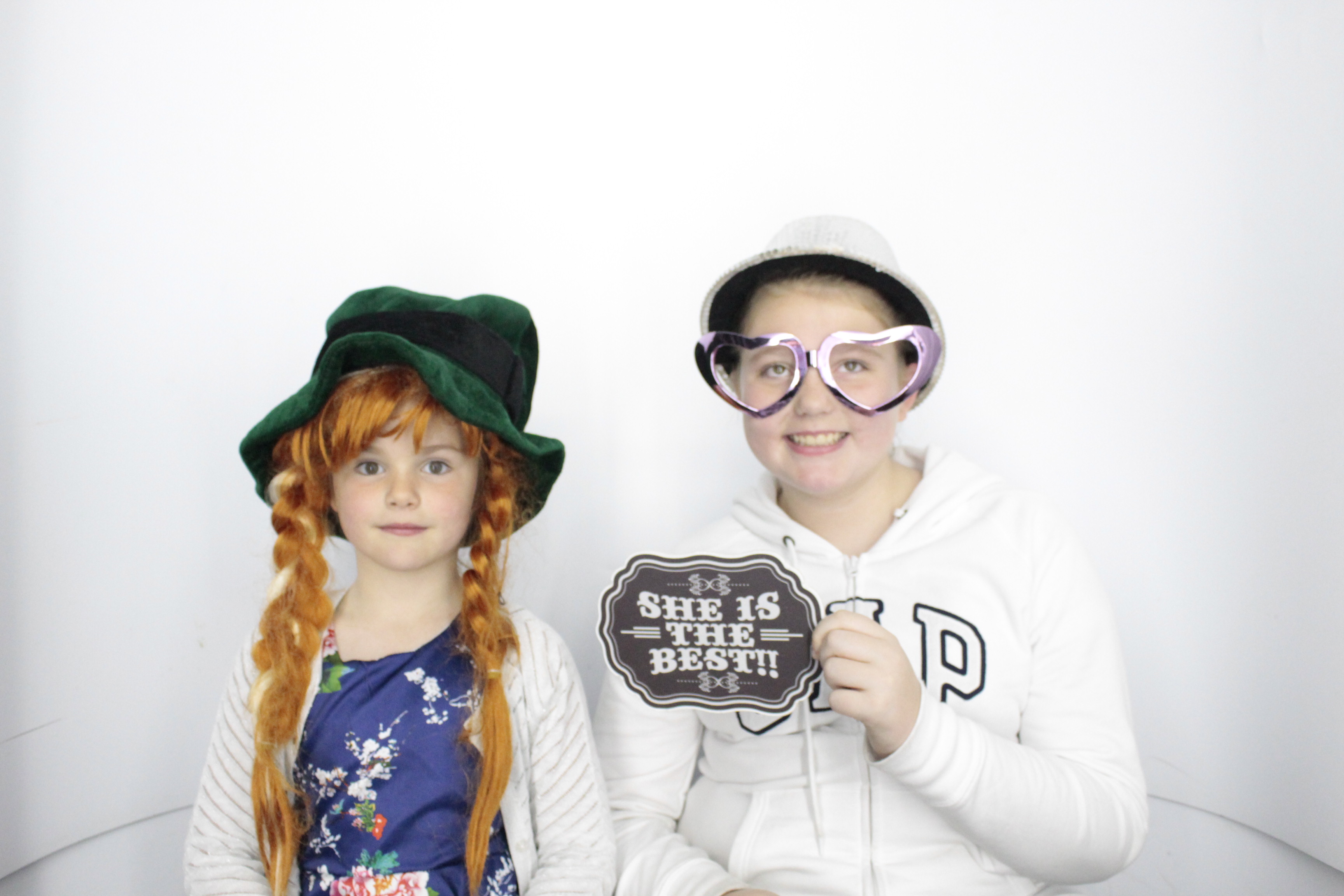 Mandy's 60th  Birthday Party | View more photos from the event at gallery.myphotoboothexperience.co.uk/u/MyPhotoBoothExperienceLtd/Mandys-60th-Birthday-Party